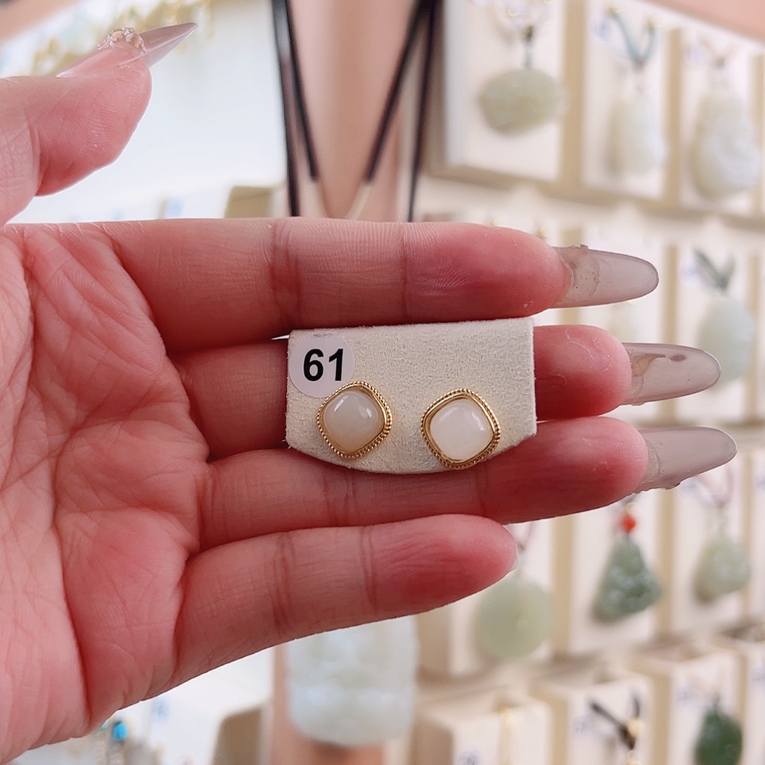 和田玉吊坠(不含链)未镶嵌桐*