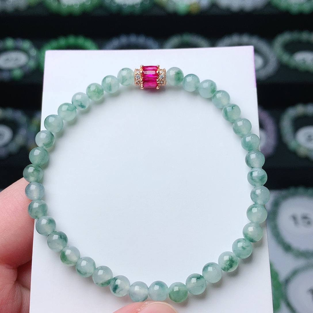 翡翠手链未镶嵌翡翠