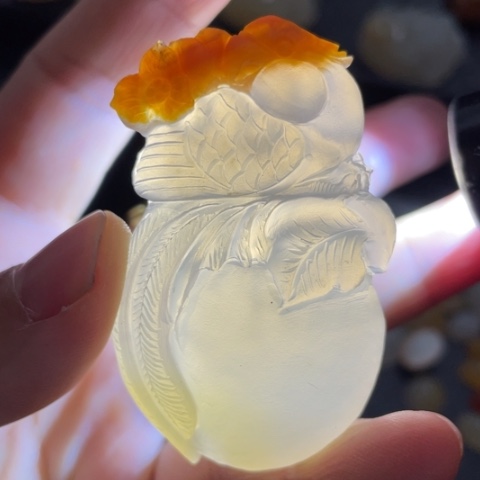 【闪购商品】石英质玉（黄龙玉）颈饰未镶嵌