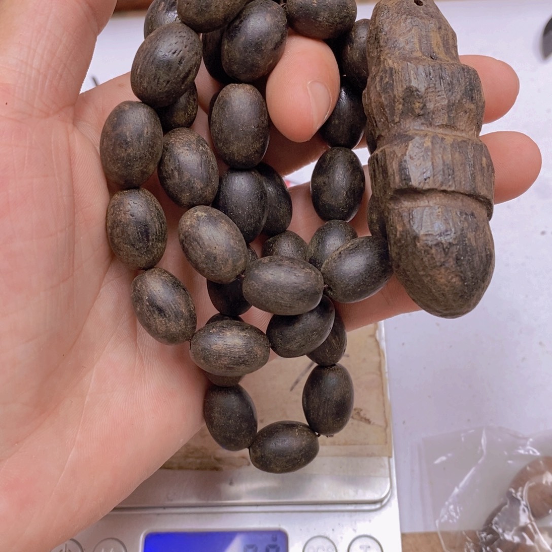 沉香沉香香囊虫漏