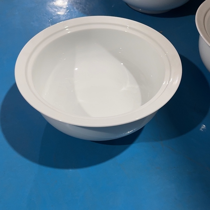 瓷片高白泥9.5英寸无盖品锅一个，微瑕包邮