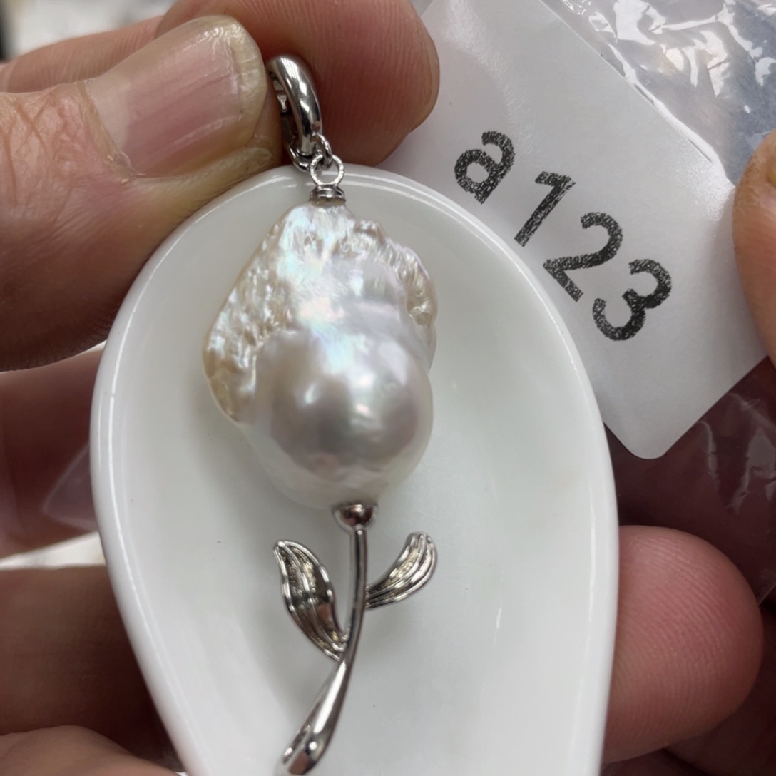 淡水珍珠颈饰未镶嵌