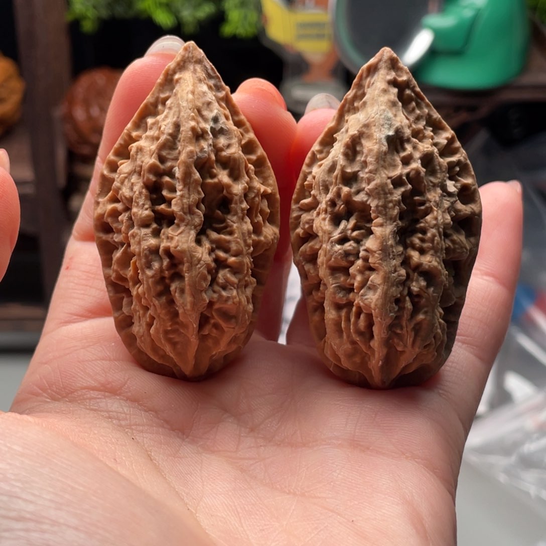 文玩核桃把件小楸千花皮97