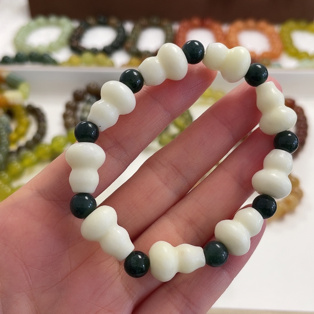 蛇纹石玉未镶嵌手串