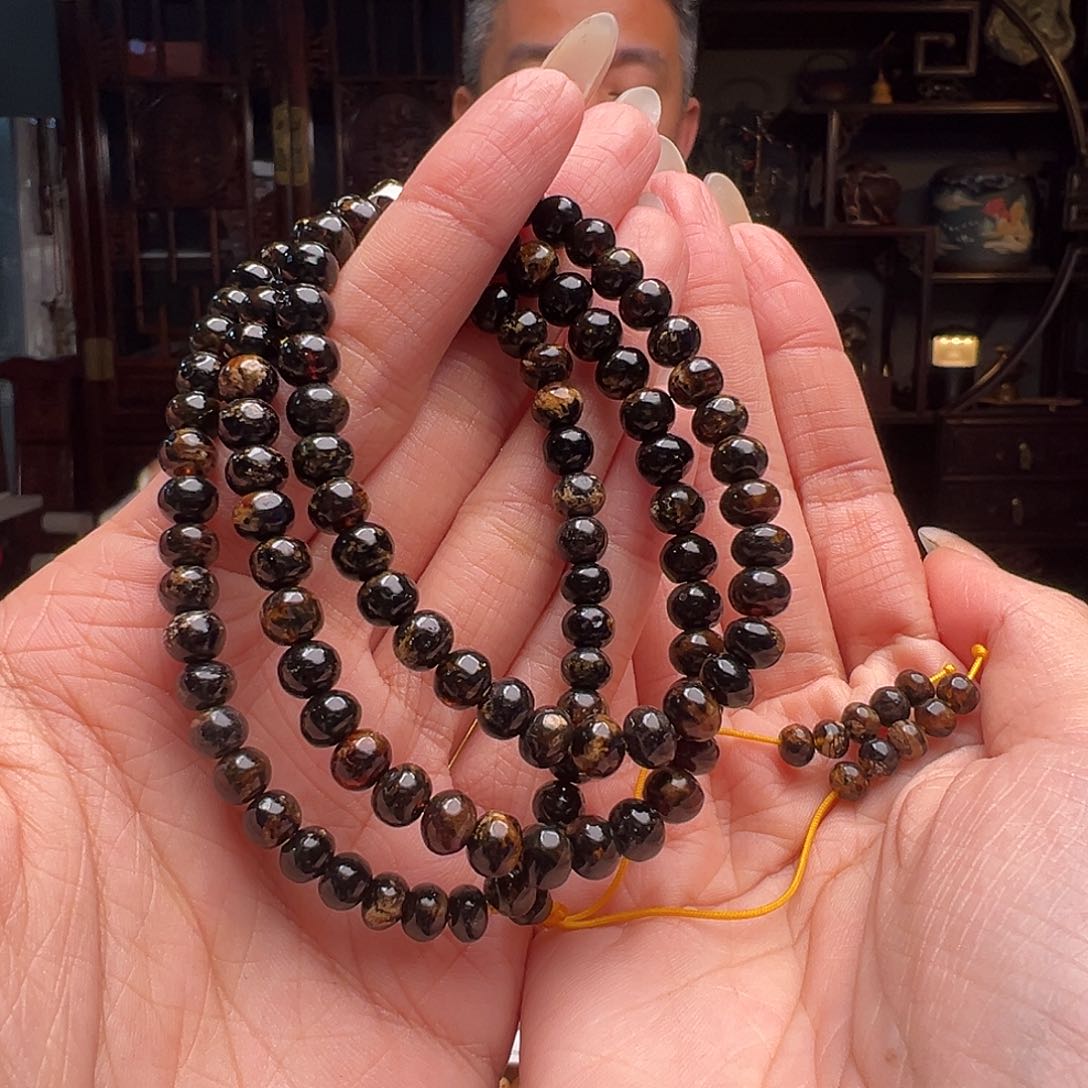 琥珀裸石未镶嵌叮*妈抚顺琥珀20221。6mm