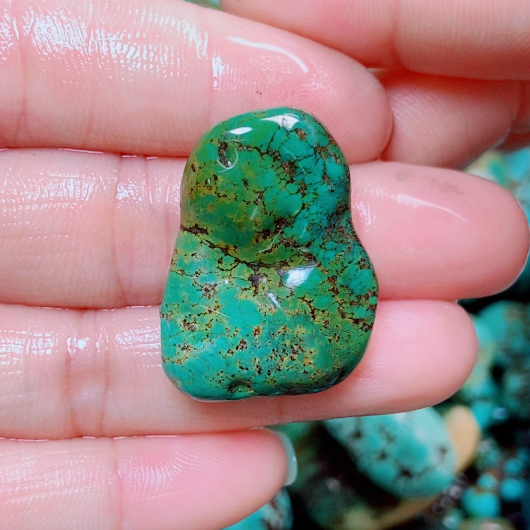 绿松石未镶嵌挂件