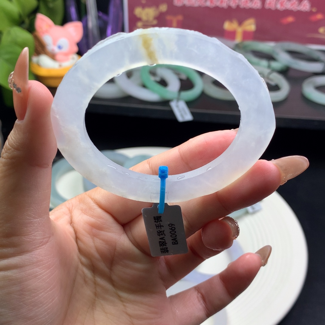 定制翡翠叮当镯未镶嵌52/62 冰贵妃