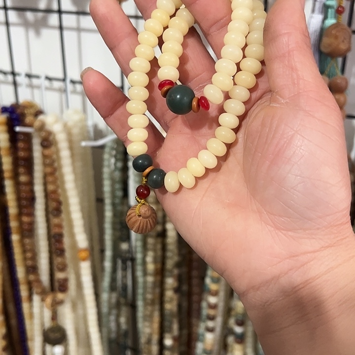 白玉菩提吊坠6×90