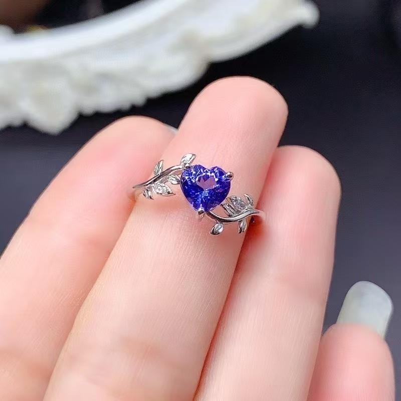 巴西瑞士蓝天然托帕石 新款戒指，尺寸心6mm，支持检测A989