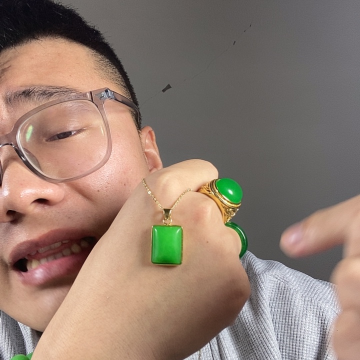 颈饰未镶嵌翡翠高端时尚小方牌吊坠