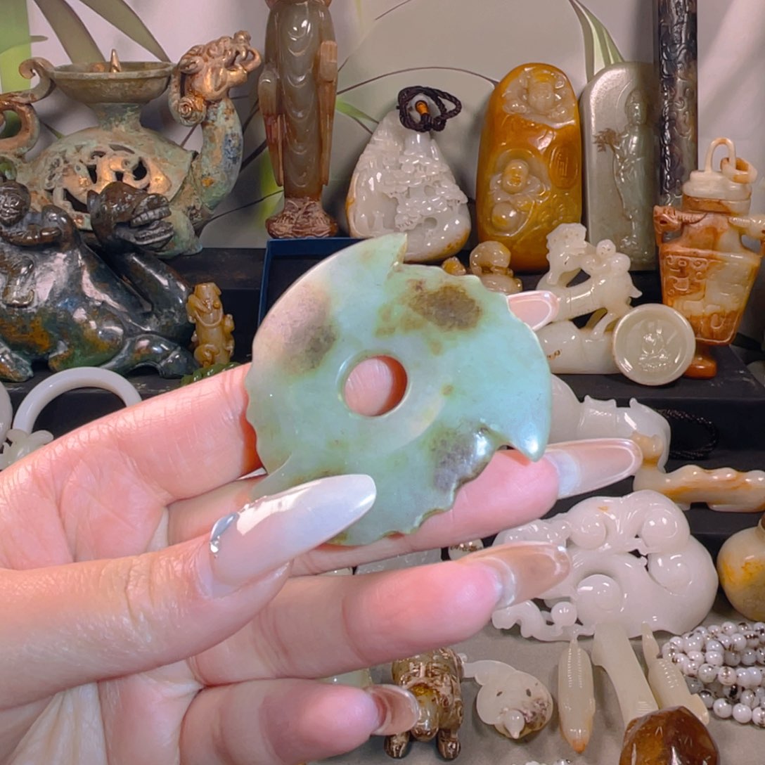 和田玉挂件未镶嵌8