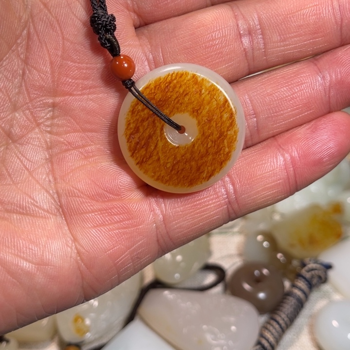 和田玉手串未镶嵌