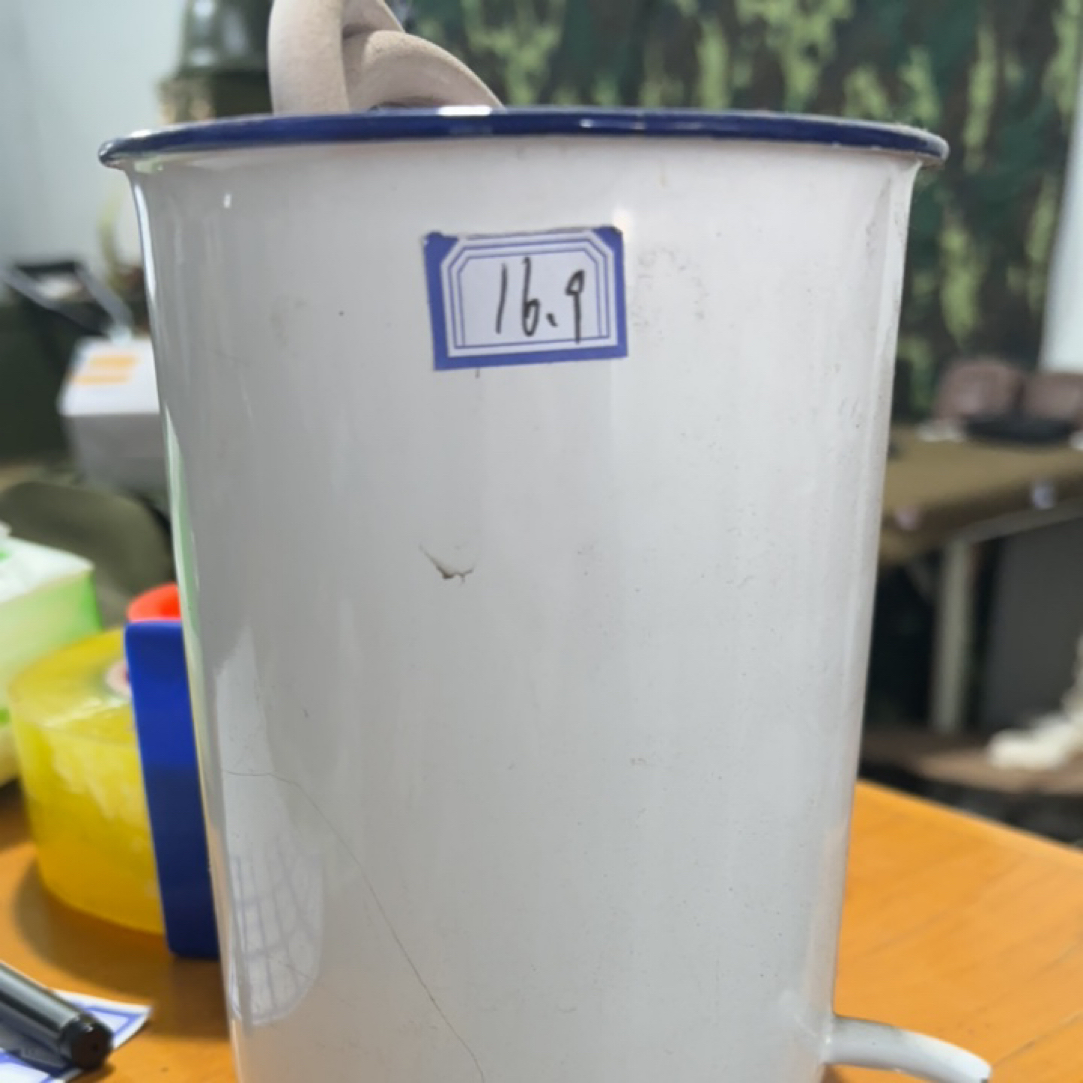 老物件搪瓷瓶子！