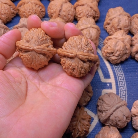 【闪购商品】吊坠文玩核桃矜*球白39