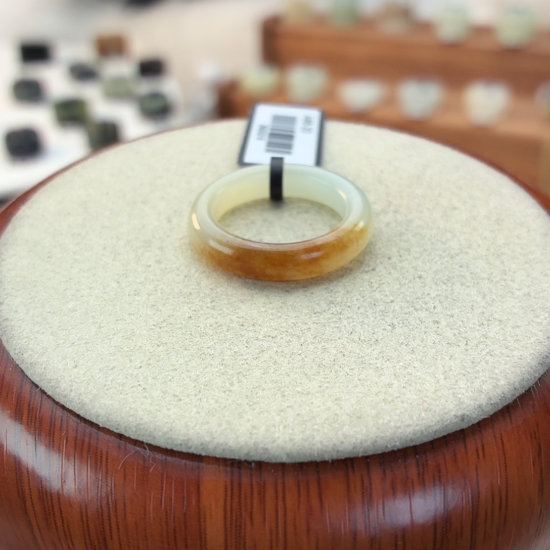 二****和田玉未镶嵌戒指i56一口糖圆条17.5mm