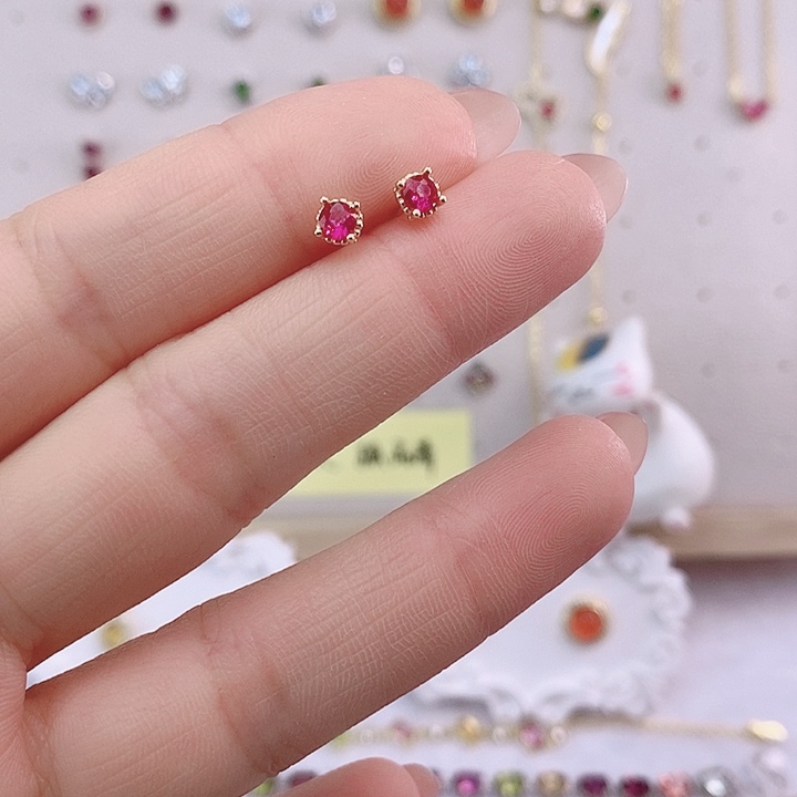 红宝石耳饰银S925镶嵌红刚玉