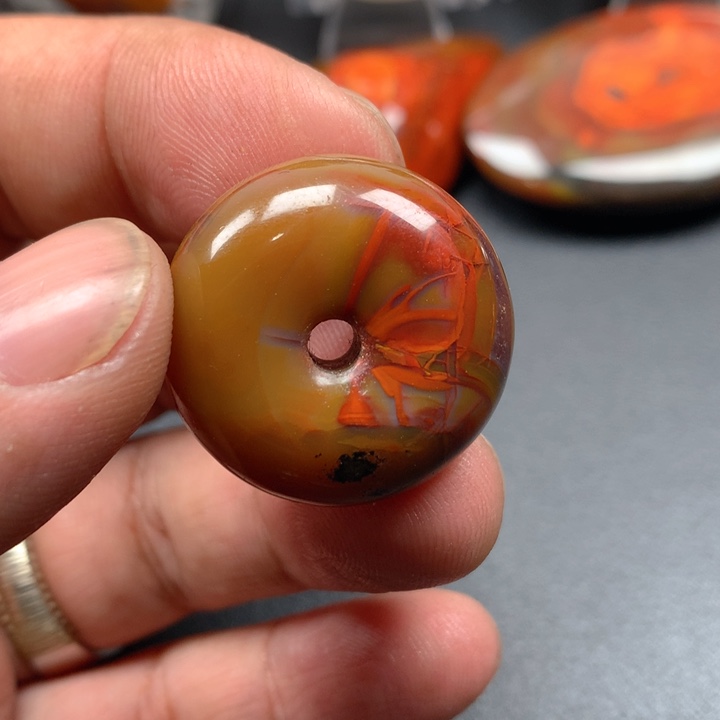 玛瑙/玉髓颈饰未镶嵌陈*帆