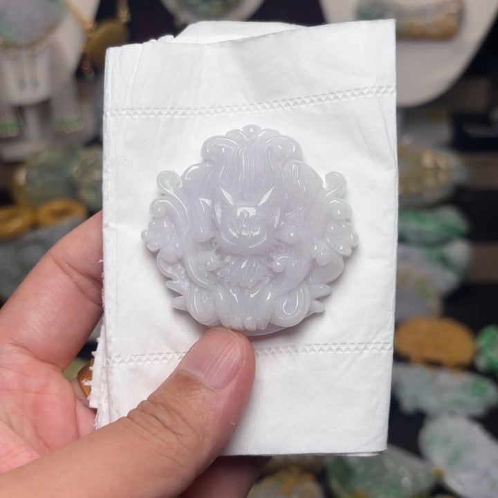 翡翠未镶嵌颈饰吊坠