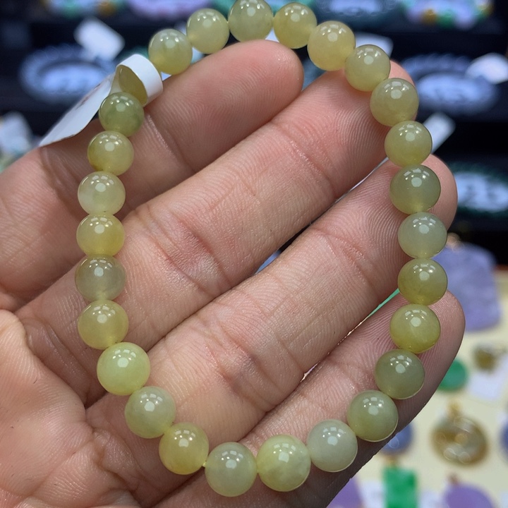 翡翠手链未镶嵌翡翠 6.8 