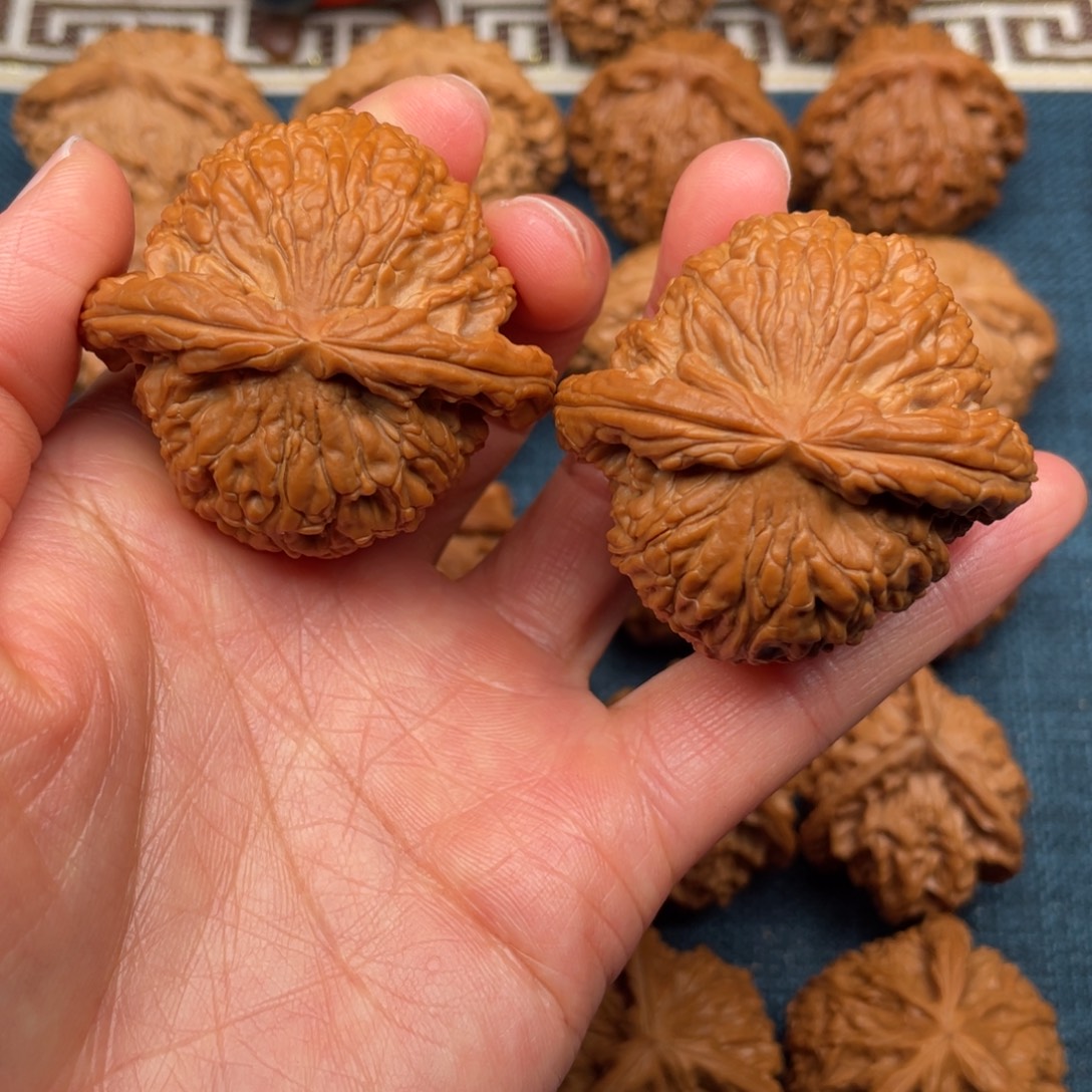 把件文玩核桃46.5全品毕业闷白满肉