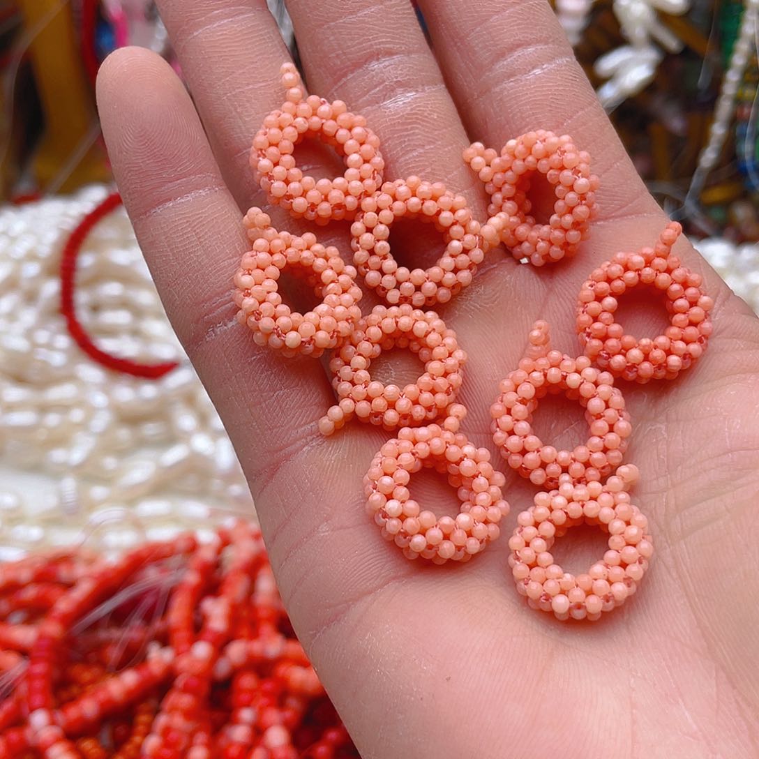 玛瑙/玉髓珠宝半成品未镶嵌三姑娘吊坠1颗随机发