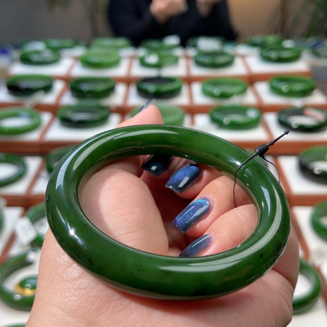 未镶嵌手镯和田玉58