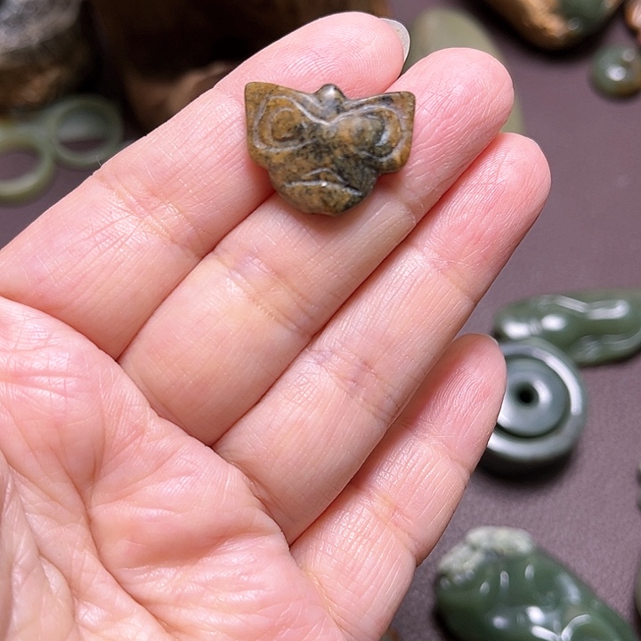 岫岩河磨玉（透闪石质玉）手绳未镶嵌