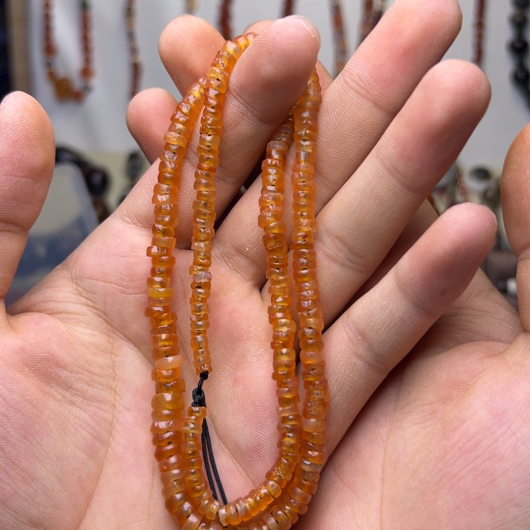 玛瑙/玉髓颈饰合金