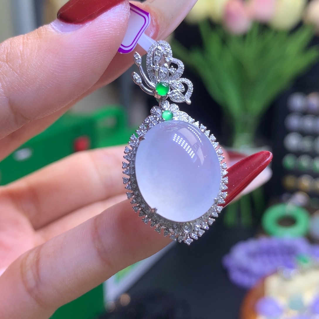 翡翠颈饰18K金镶嵌天然