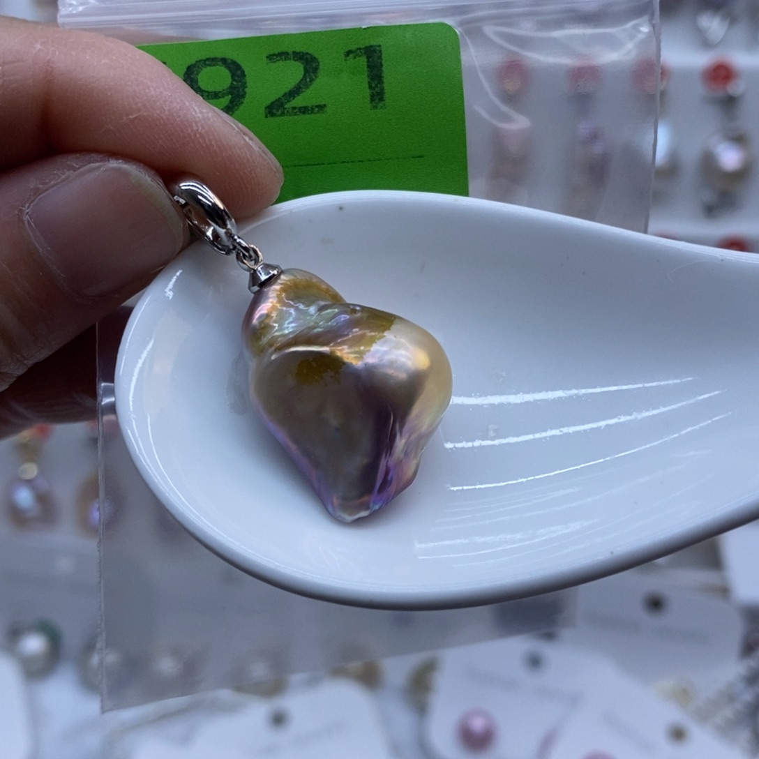 颈饰未镶嵌淡水珍珠