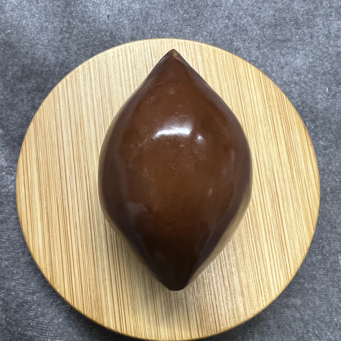 精工雕刻三面大橄榄手把件造型独特生命题材