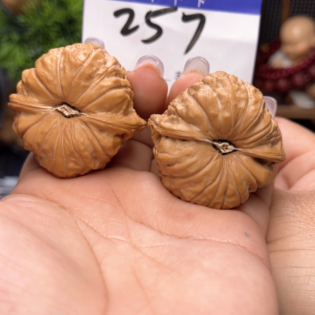 文玩核桃吊坠峰***?南瓜墩。边41。丹