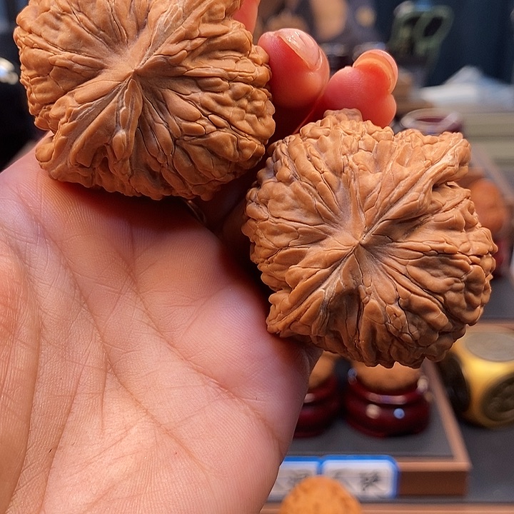 文玩核桃吊坠51华坤龙