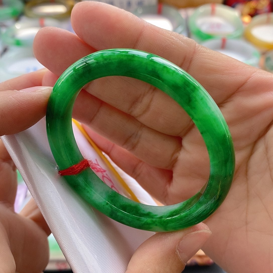 翡翠手镯未镶嵌5号