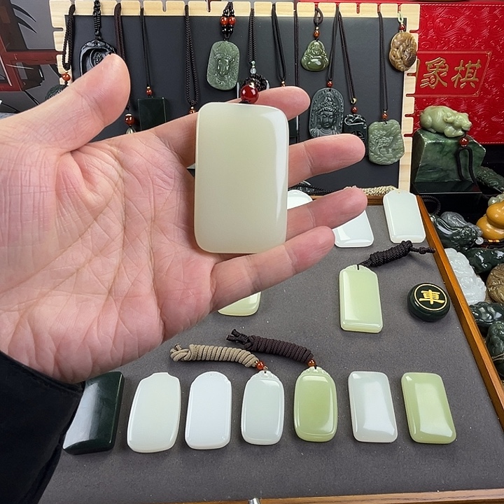 她***。玉黄四六面包牌无事牌