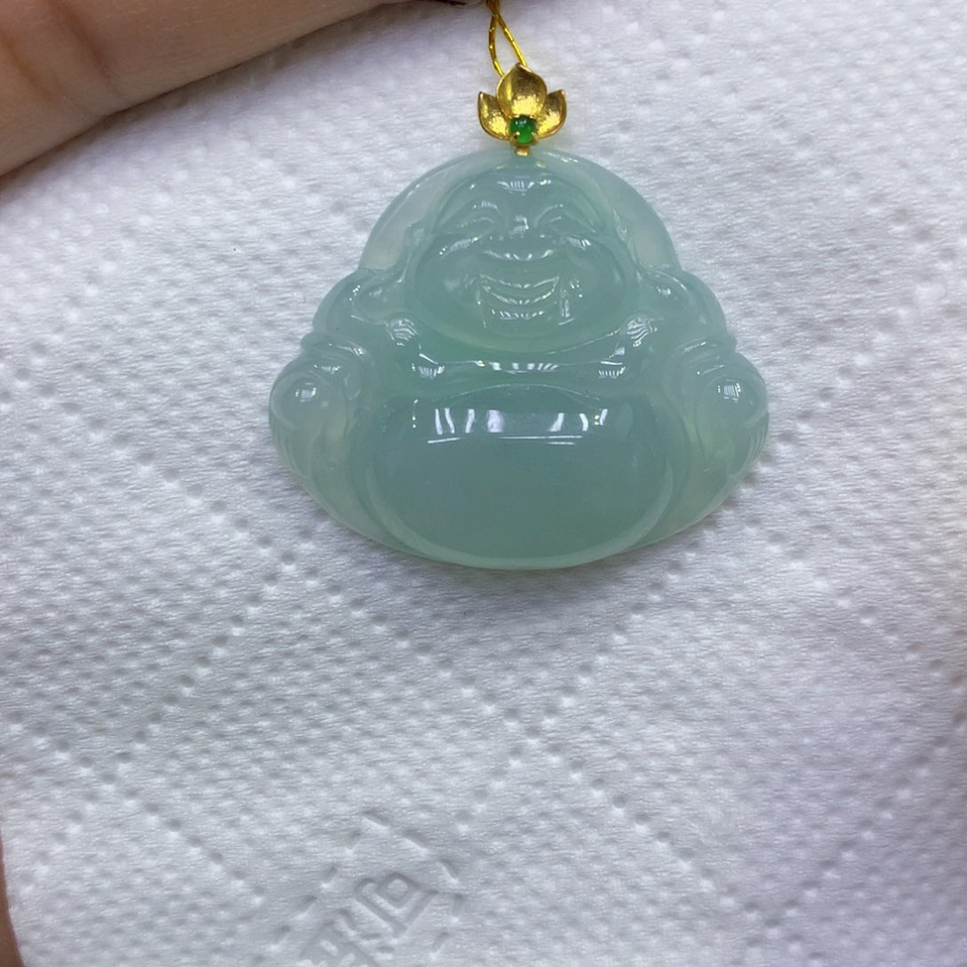 颈饰18K金镶嵌翡翠小*祺