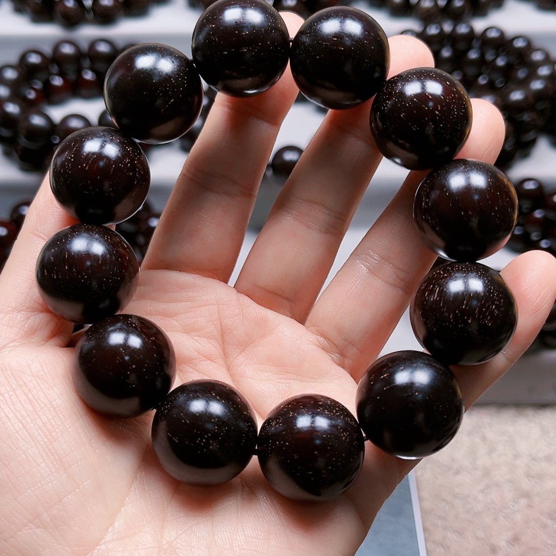 檀香紫檀（小叶紫檀）纽****里2.0满