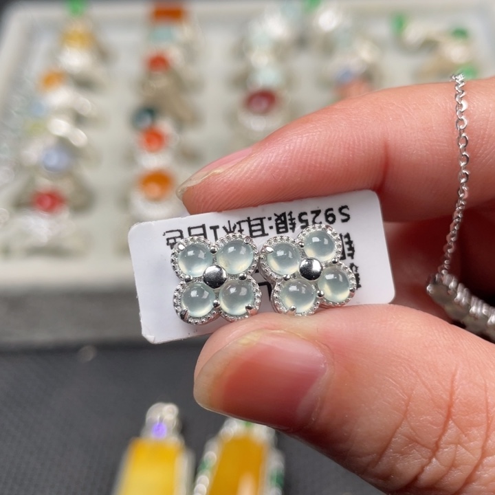 翡翠未镶嵌戒指缅甸天然翡翠