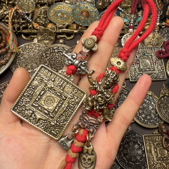 藏传文玩九宫如图