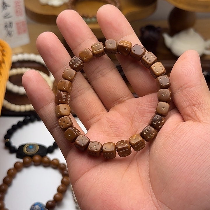 菩提根/象牙果手串