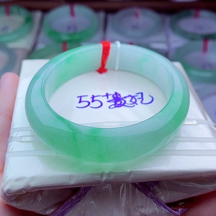 翡翠未镶嵌手镯（贵妃镯）0271-55贵妃 阳绿