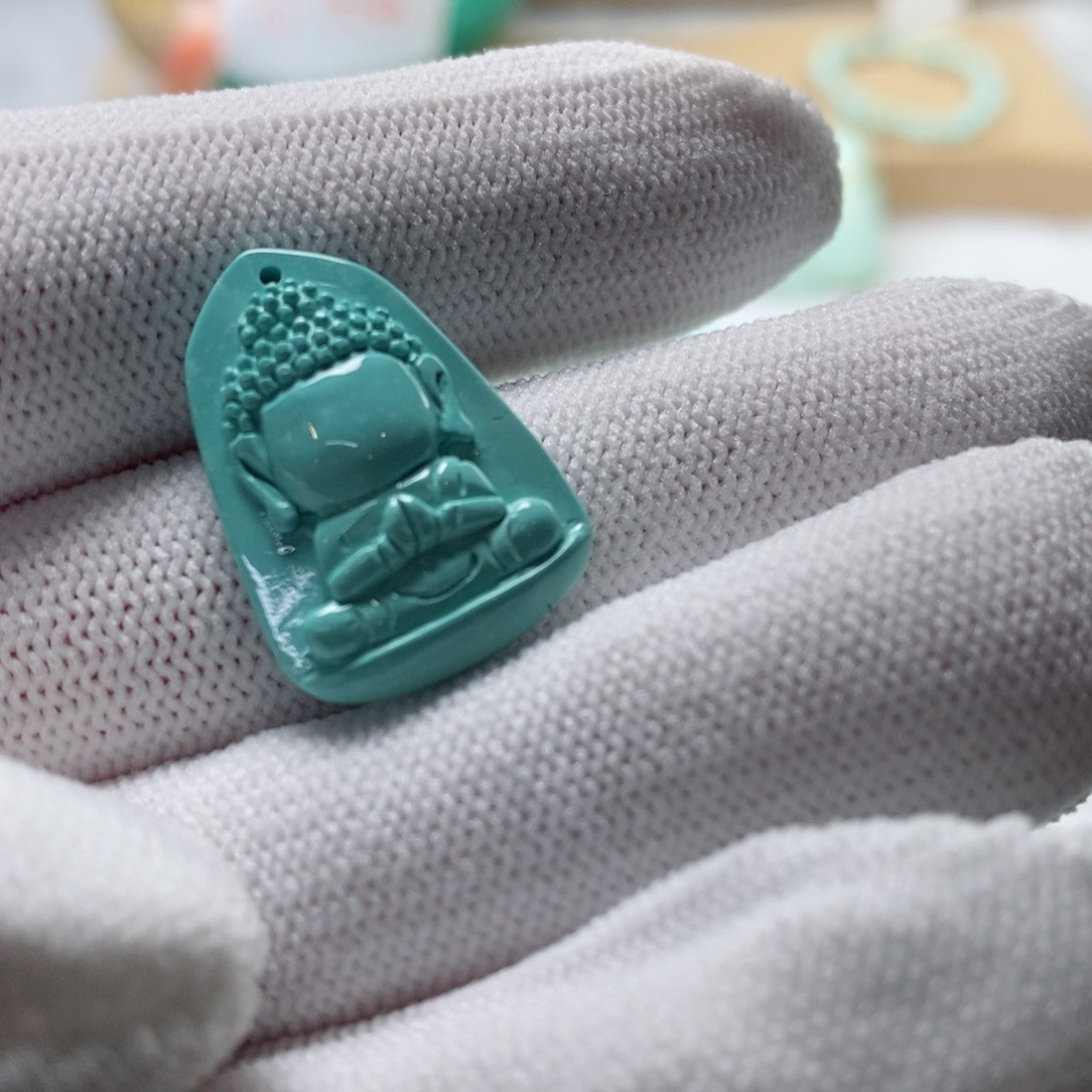 绿松石颈饰未镶嵌