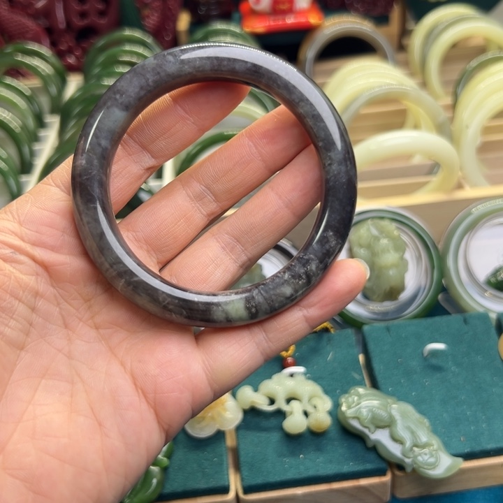 和田玉手镯未镶嵌59.8圈围002