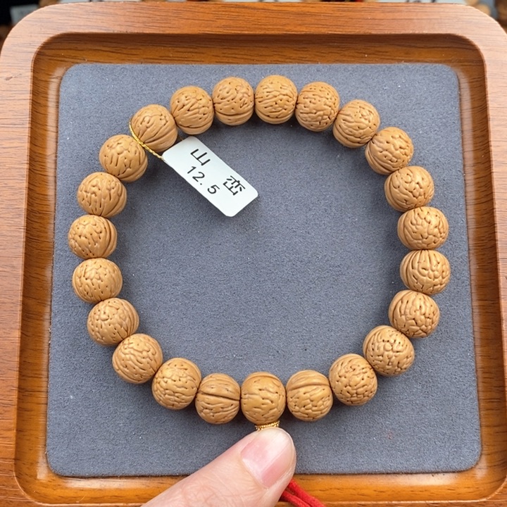 桃核手串山峦12.5 抛光尺寸误差0.5之间