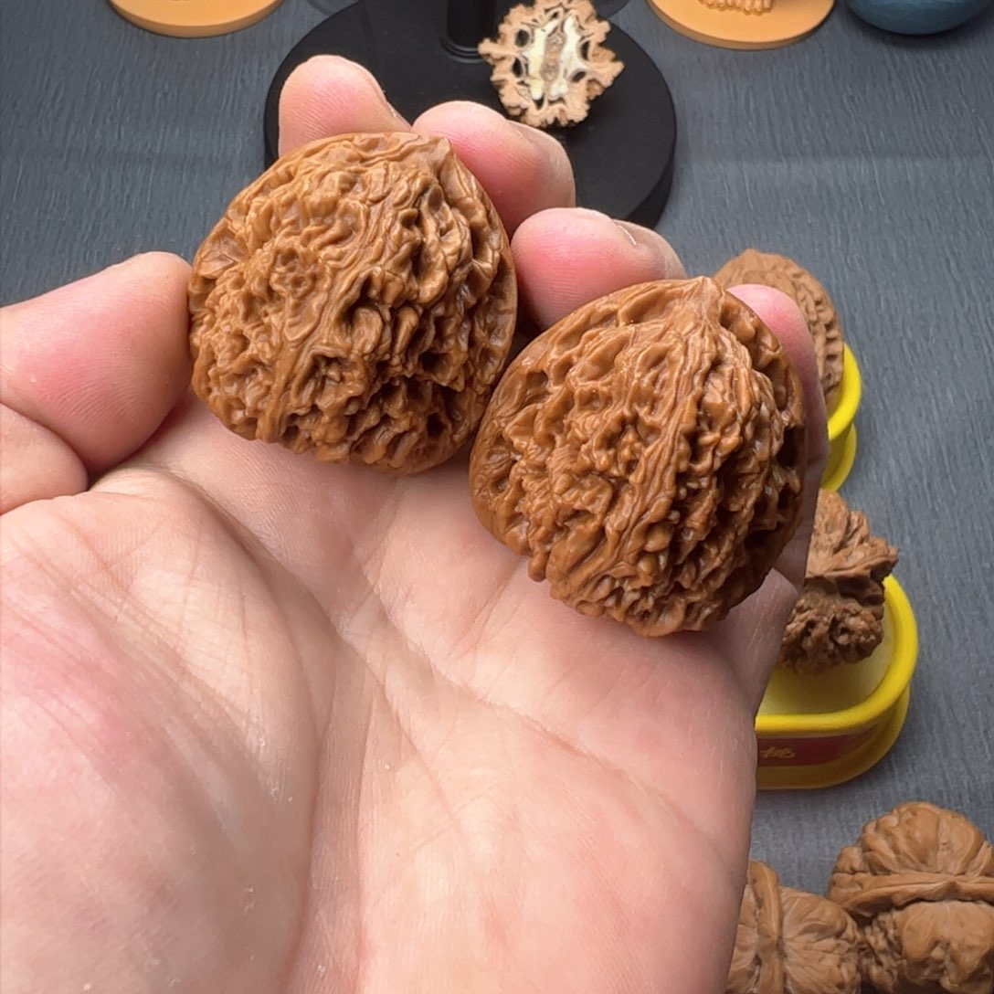 核桃摆件39三角南疆石有修