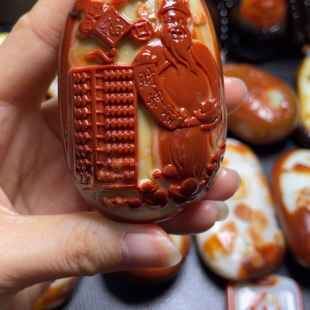 瑞***舞和田玉未镶嵌颈饰