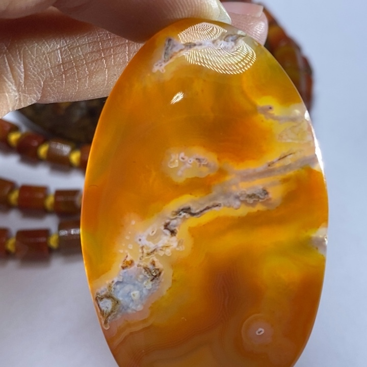 玛瑙/玉髓颈饰未镶嵌