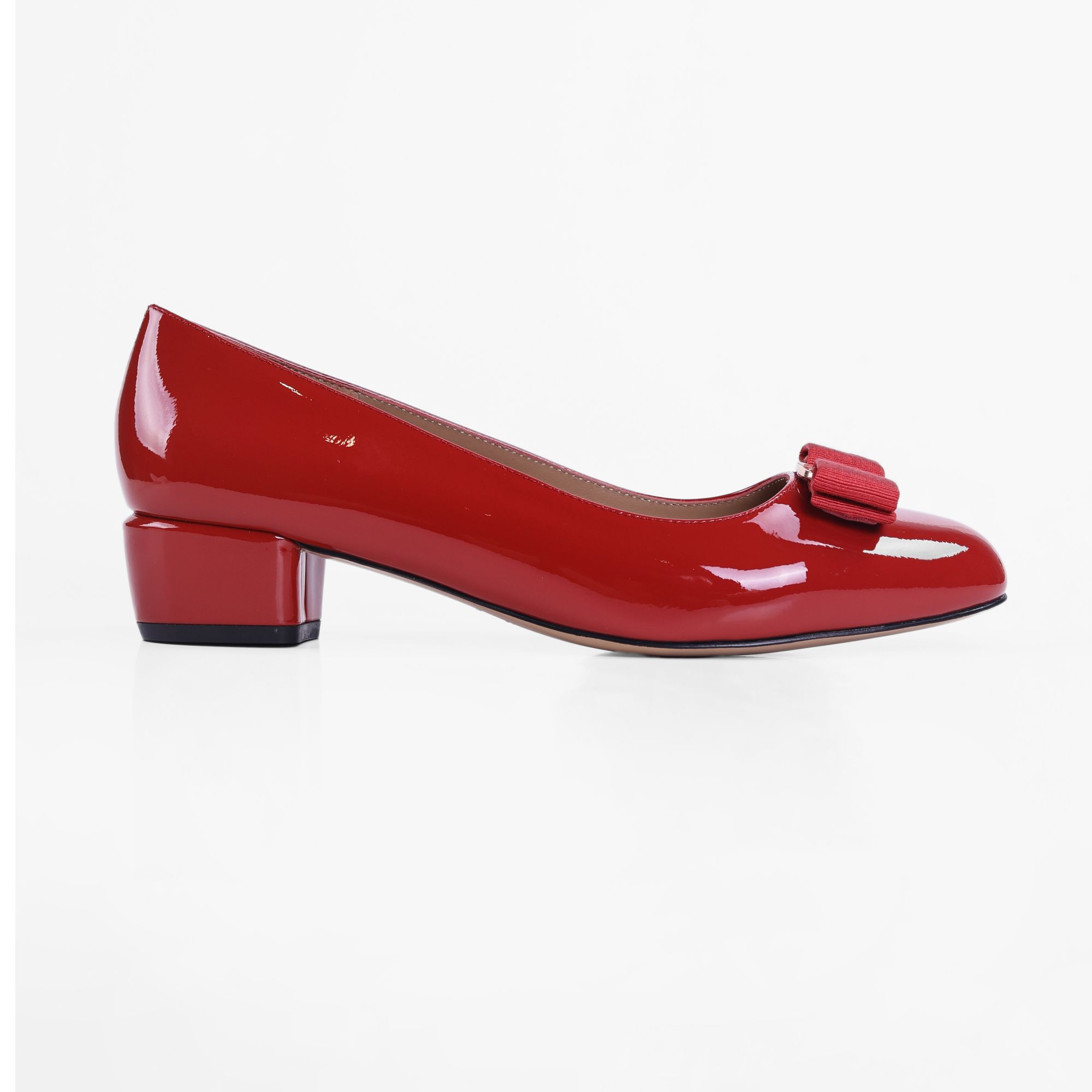 【中跟3.5cm】839舒适时尚百搭平底圆头浅口女士单鞋气质漆皮粗跟