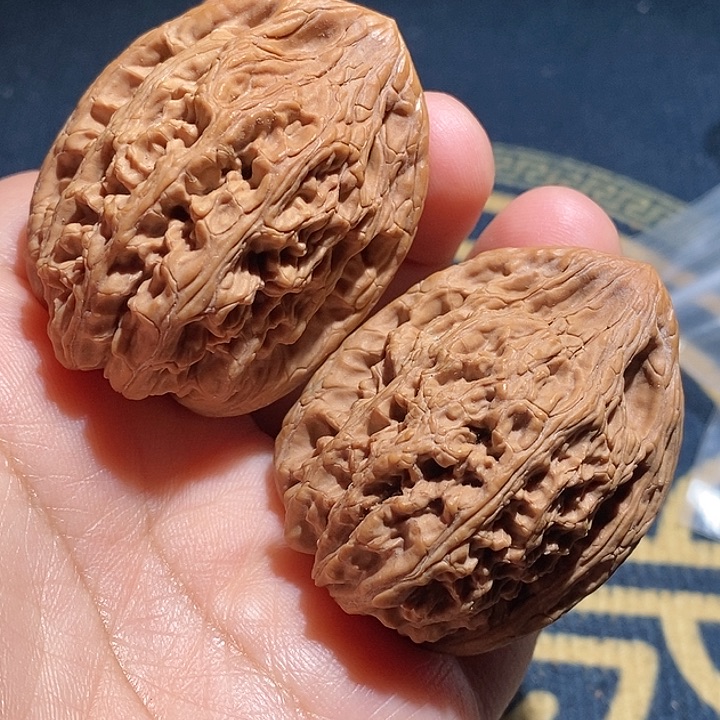 【闪购商品】文玩核桃吊坠判官笔