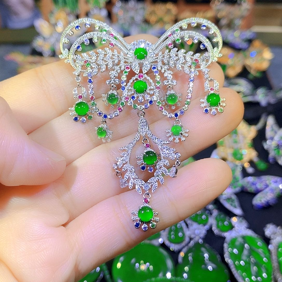 吊坠(不含链)银S925镶嵌翡翠